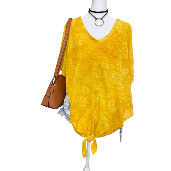 Terra & Sky Yellow Tie-Front Tunic - Picture 1 of 8